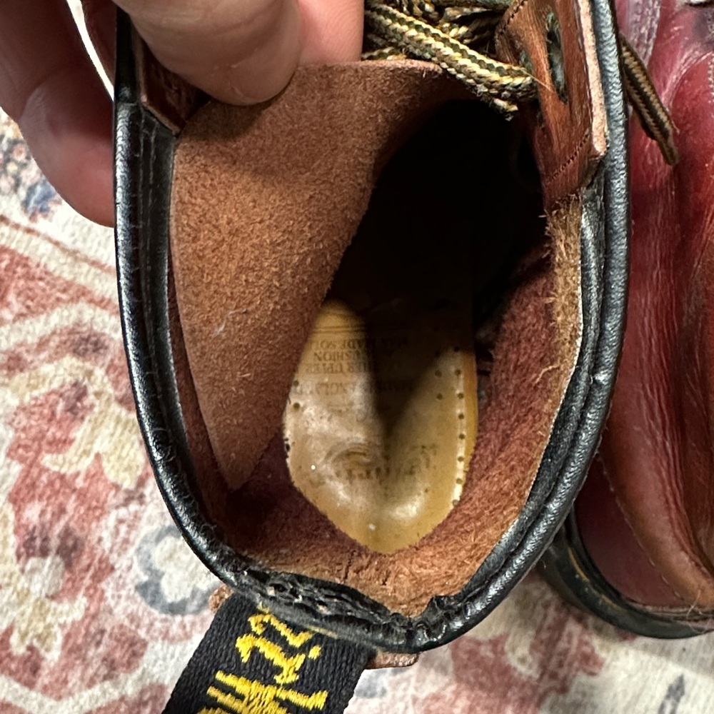Dr. Martens Burgundy  Leather MADE IN ENGLAND - Picture 6 of 13